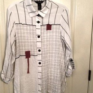 Ali miles button up top